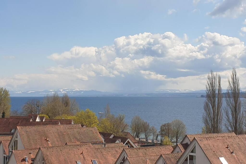 Ferien Appartment Panoramica Mit Seeblick Юберлинген Екстериор снимка